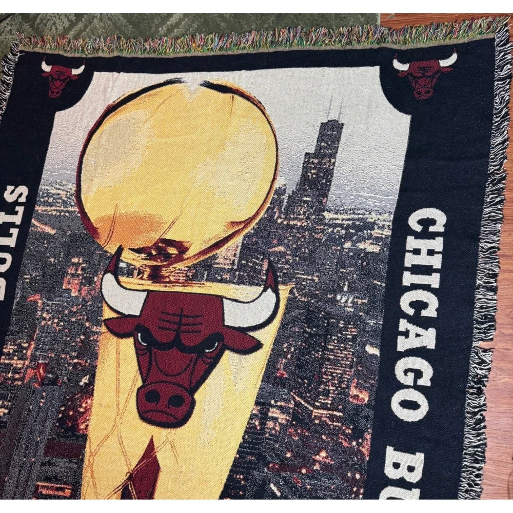 Chicago Bulls NBA Championship Trophy Skyline Tapestry Throw Blanket Vintage